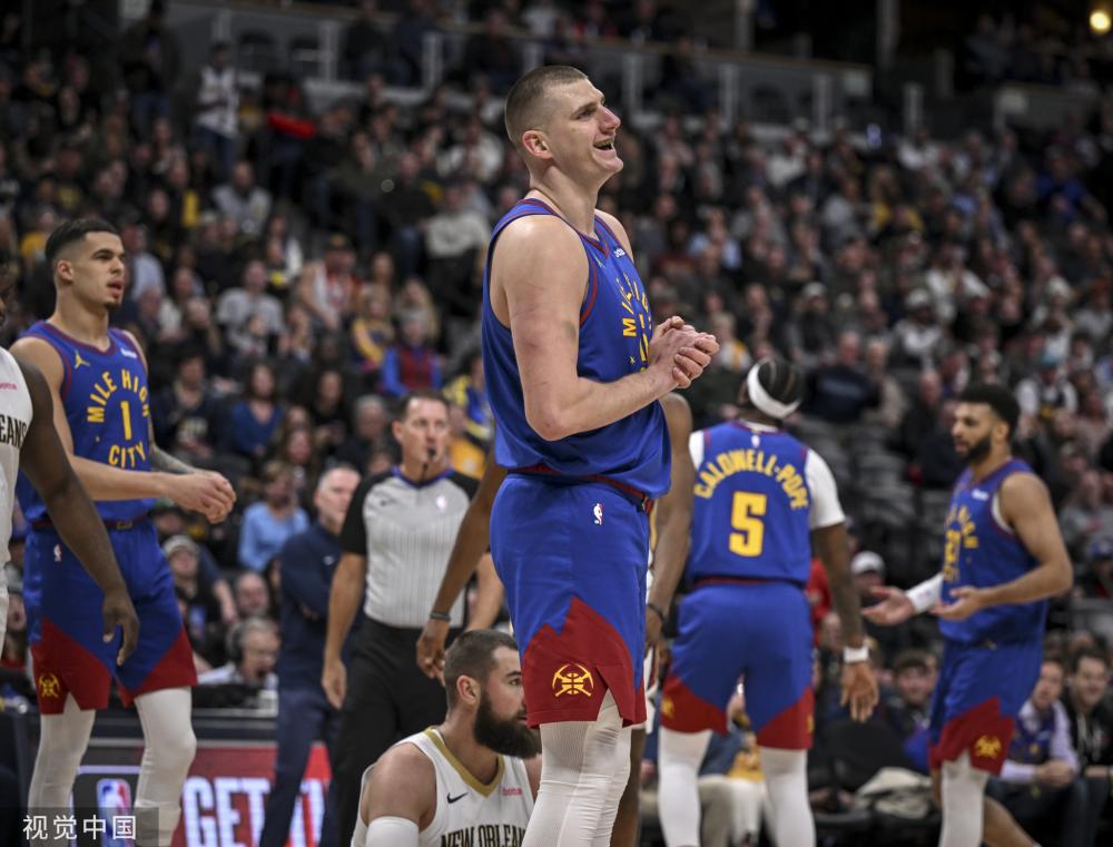 正是因为他 正是因为他